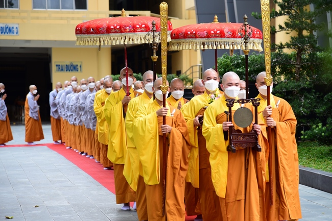 Lễ truyền giới Sa di Phương Trượng